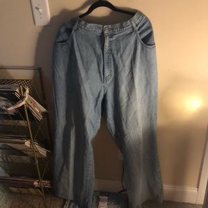 Plus Size Straight Leg jean